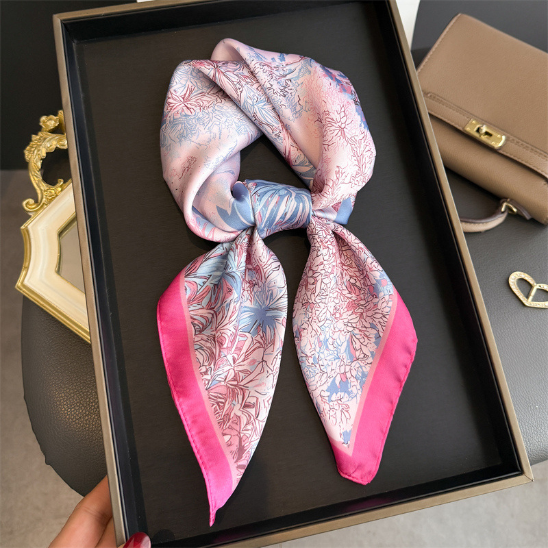 Luxury Bags Brands - Luxury Design Print Scarf For Women
