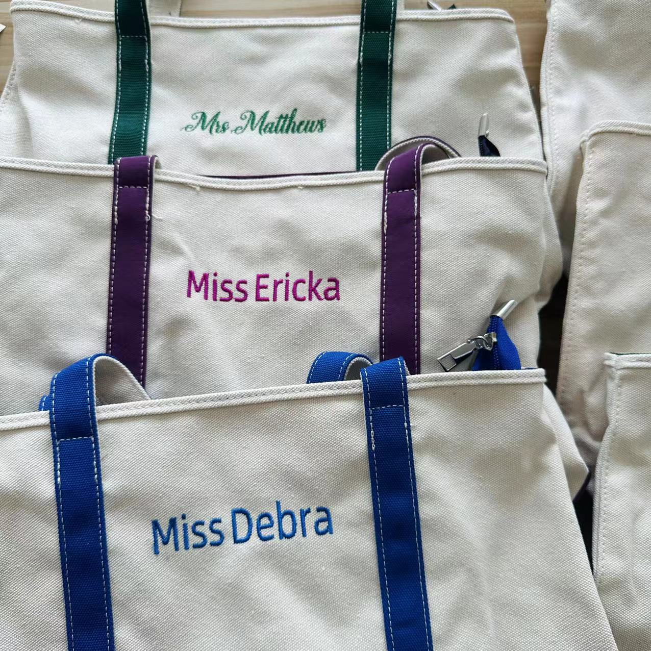 Design Your Tote Bags, Persona - Canvas Tote Designer ulasan dan harga