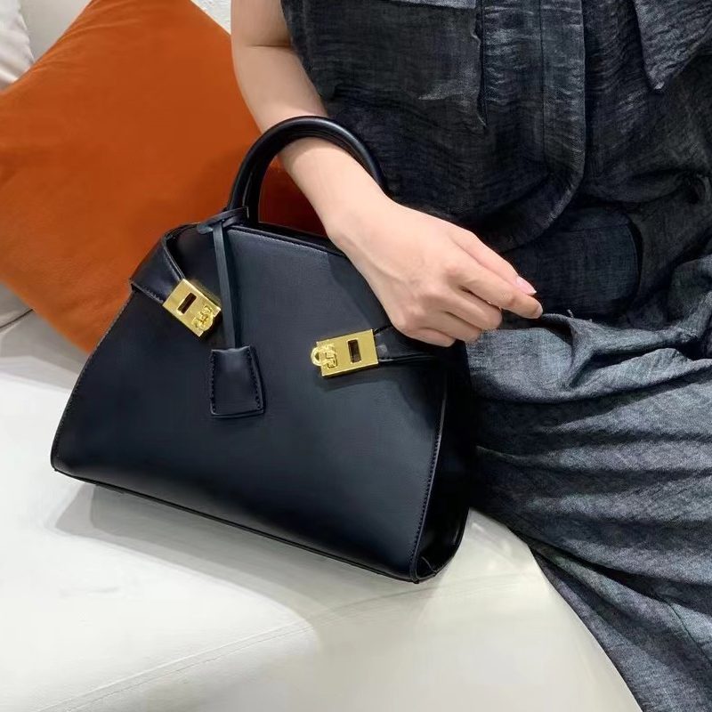 Shell Messenger Bags For Women - Luxury Bags On Sale ulasan dan harga